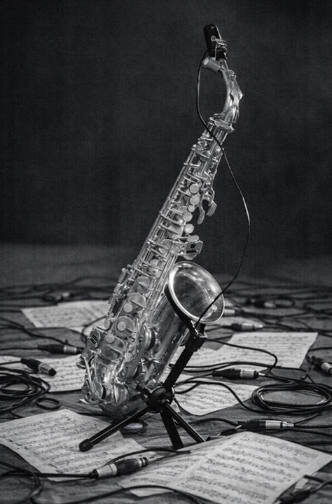 01 sax